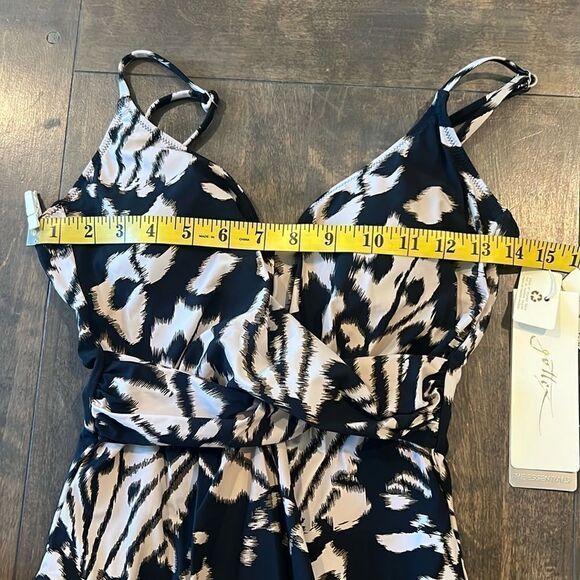 NWT GOTTEX MISS BUTTERFLY SURPLICE ONE PIECE SWIMSUIT - Picture 8 of 15